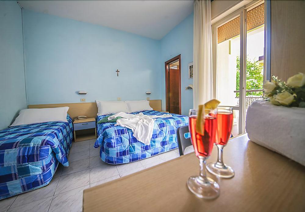 Hotel Santa Martina Villamarina Eksteriør billede