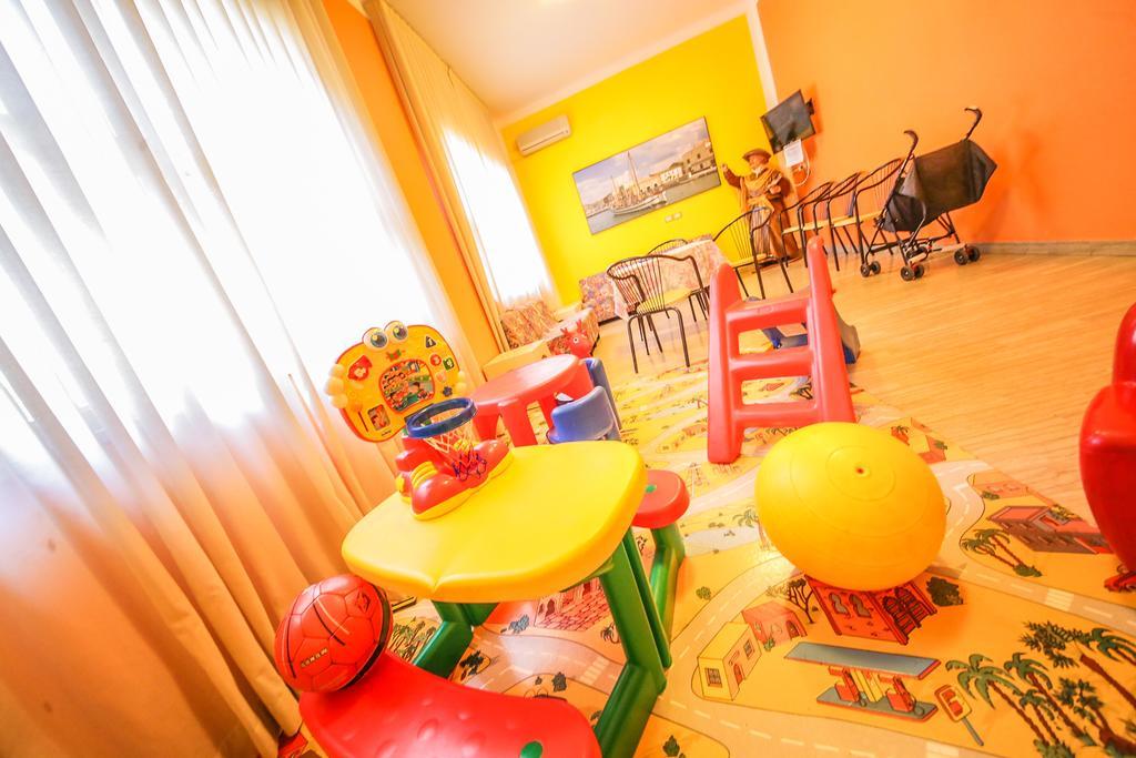 Hotel Santa Martina Villamarina Eksteriør billede